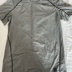 Men’s Nike Fri fit shirt